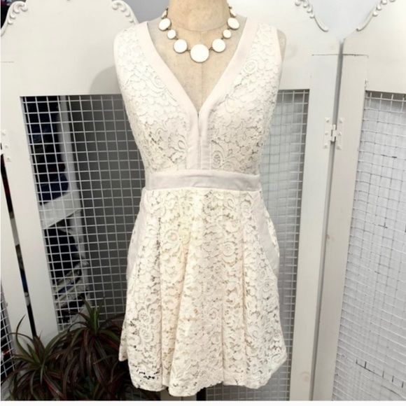 Free People Lovely in Lace off White Lace Mini Dress - Medium - Picture 3 of 9